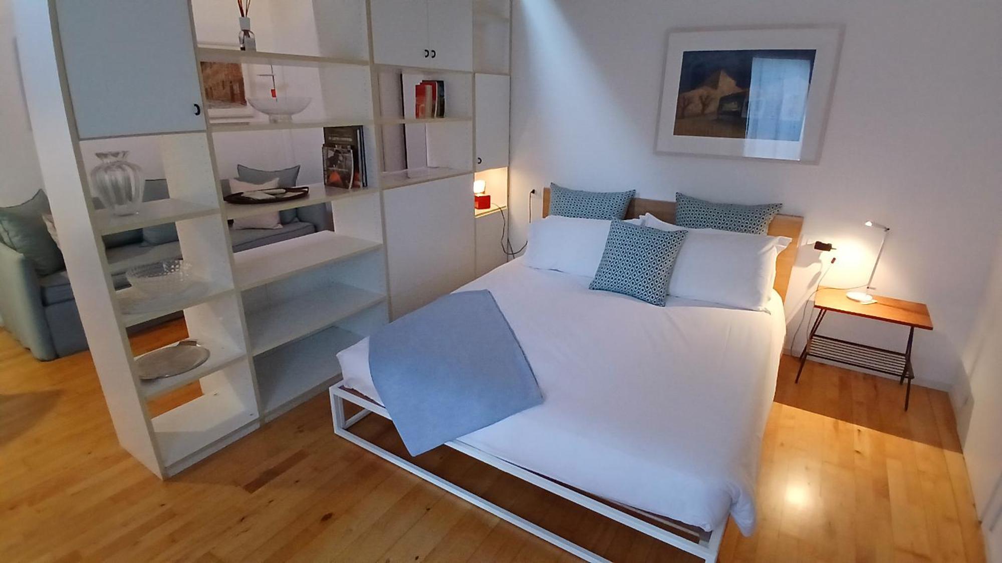 Italian Design Small Attic — Foto 2